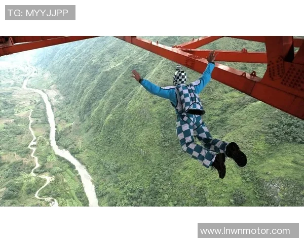 极限运动的挑战与激情杨军分享他的冒险人生与心路历程